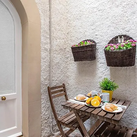 Giudecca Apartment *